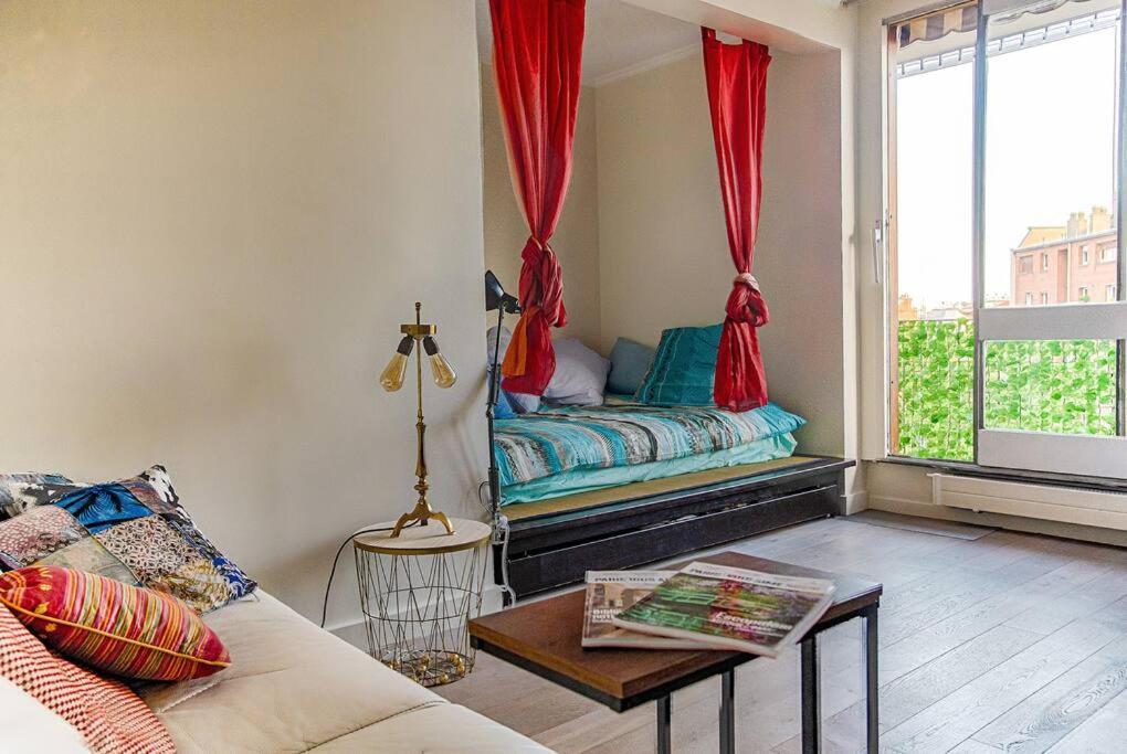 Studio With Balcony Париж Экстерьер фото