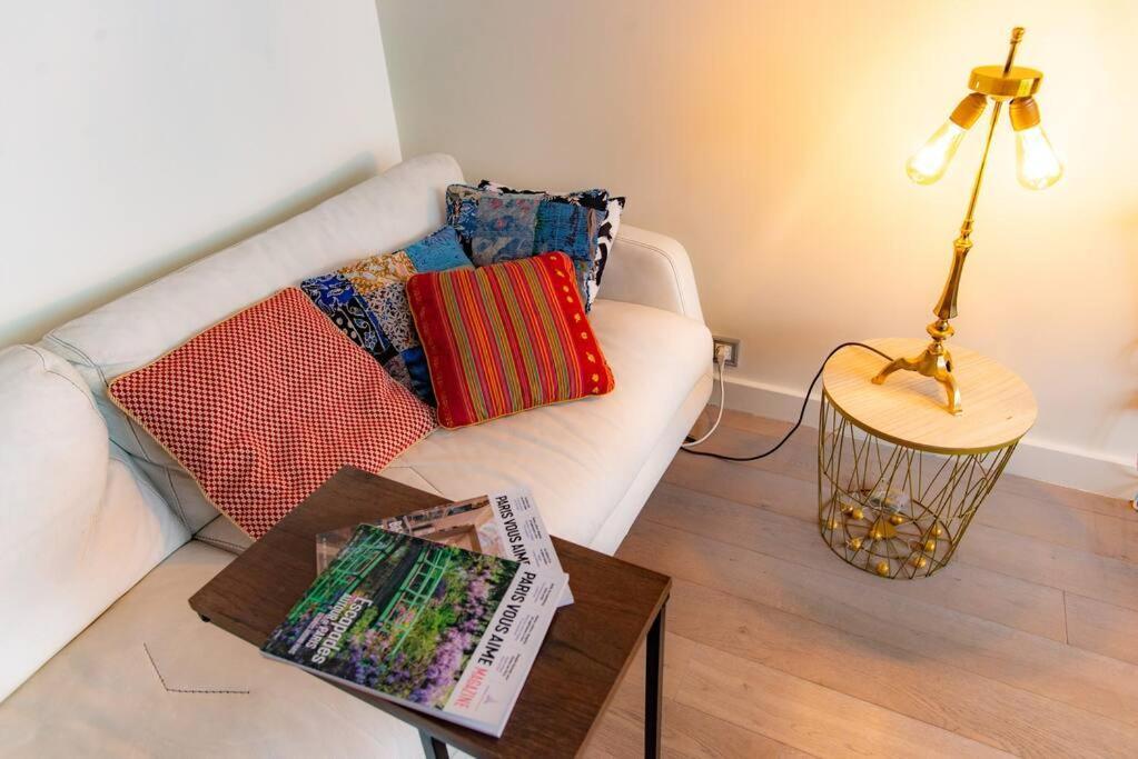 Studio With Balcony Париж Экстерьер фото
